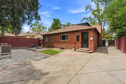 136 W Stadium Dr, Stockton, CA 95204 - Photo 31