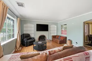 136 W Stadium Dr, Stockton, CA 95204 - Photo 5