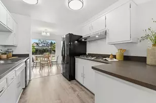 2633 Foster St, San Mateo, CA 94403 - Photo 17