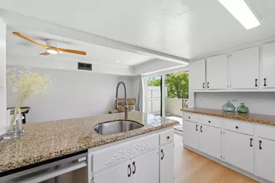 1214 Admiralty Ln, Foster City, CA 94404 - Photo 11