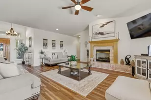313 Taryn Ct, Hollister, CA 95023 - Photo 15