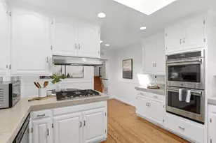 24 Carlsbad Ct, South San Francisco, CA 94080 - Photo 17