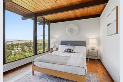 410 Conil Way, Portola Valley, CA 94028 - Photo 21