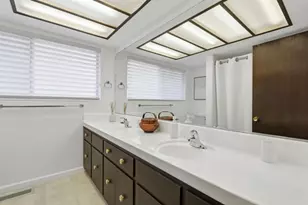 410 Conil Way, Portola Valley, CA 94028 - Photo 25