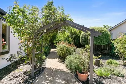 1909 La Salle Ct, Walnut Creek, CA 94598 - Photo 33