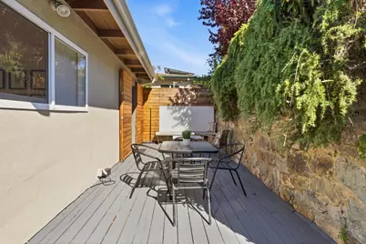 579 Alvarado St, Brisbane, CA 94005 - Photo 23
