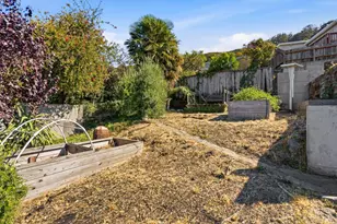 579 Alvarado St, Brisbane, CA 94005 - Photo 25