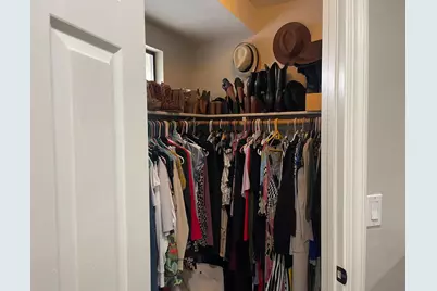 801 Nash Rd E7, Hollister, CA 95023 - Photo 17
