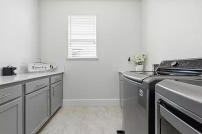 1230 Robbies Ct, Hollister, CA 95023 - Photo 37