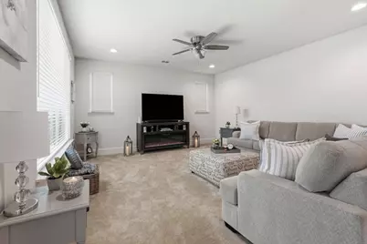 1230 Robbies Ct, Hollister, CA 95023 - Photo 5