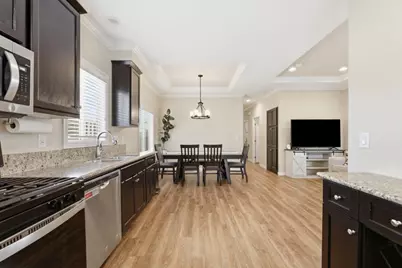 633 Shadow Creek Dr 586, San Jose, CA 95136 - Photo 13