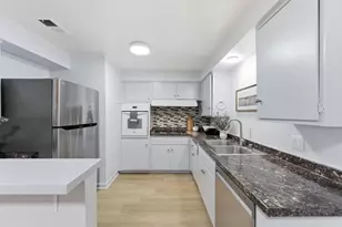 1615 Marina Ct B, San Mateo, CA 94403 - Photo 3