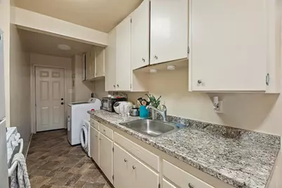 1718 6th Ave, Oakland, CA 94606 - Photo 9
