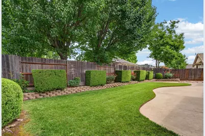 9257 Fosdyke Ct, Sacramento, CA 95829 - Photo 41