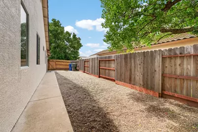 9257 Fosdyke Ct, Sacramento, CA 95829 - Photo 47
