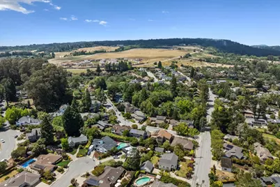 105 Quarry Ln, Santa Cruz, CA 95060 - Photo 35