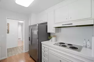 884 Forest Ridge Dr, San Jose, CA 95129 - Photo 7