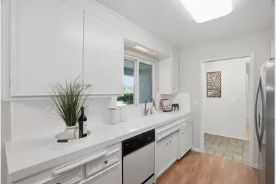 884 Forest Ridge Dr, San Jose, CA 95129 - Photo 5