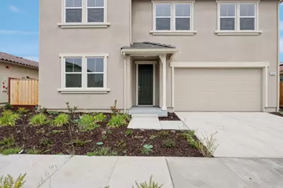 1890 Peony St, Hollister, CA 95023 - Photo 5