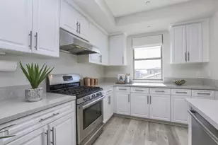1089 Dewberry Pl 401, San Jose, CA 95131 - Photo 5