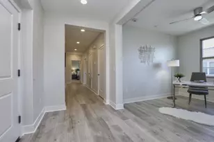 1089 Dewberry Pl 401, San Jose, CA 95131 - Photo 3