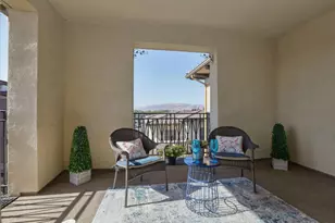 1089 Dewberry 401, San Jose, CA 95131 - Photo 37