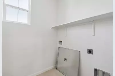 2221 Daisy Dr, Hollister, CA 95023 - Photo 17