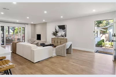 24022 Vanowen St, West Hills, CA 91307 - Photo 13