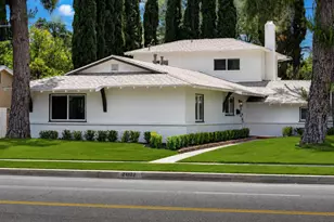 24022 Vanowen St, West Hills, CA 91307 - Photo 3