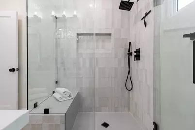 24022 Vanowen St, West Hills, CA 91307 - Photo 29