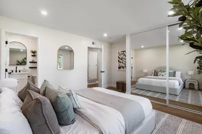 24022 Vanowen St, West Hills, CA 91307 - Photo 27