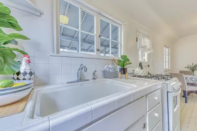 195 Cedar St, Pacific Grove, CA 93950 - Photo 13