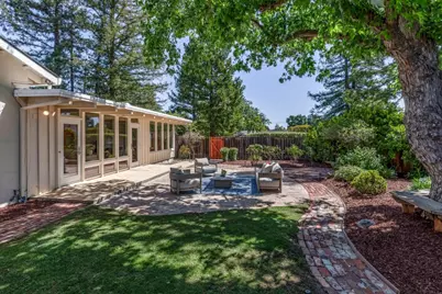 20096 Chateau Dr, Saratoga, CA 95070 - Photo 37