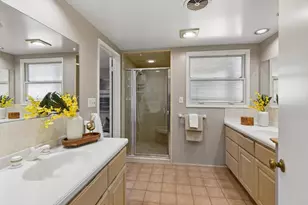 20096 Chateau Dr, Saratoga, CA 95070 - Photo 25