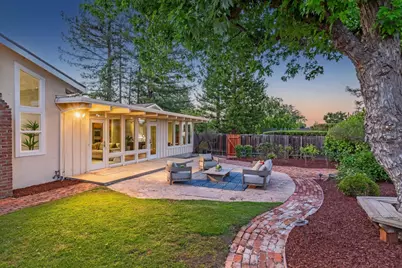 20096 Chateau Dr, Saratoga, CA 95070 - Photo 31