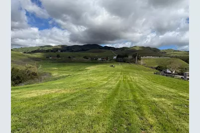 2375 Old Calaveras Rd, Milpitas, CA 95035 - Photo 25