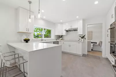 2740 Comstock Cir, Belmont, CA 94002 - Photo 23