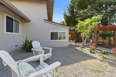 2740 Comstock Cir, Belmont, CA 94002 - Photo 51