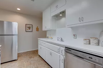 585 Bryan Ave, Sunnyvale, CA 94086 - Photo 13