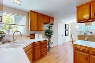 1375 Oslo Ln, San Jose, CA 95118 - Photo 9
