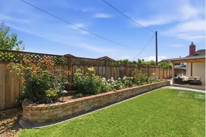 7967 Pumpkin Dr, Cupertino, CA 95014 - Photo 33