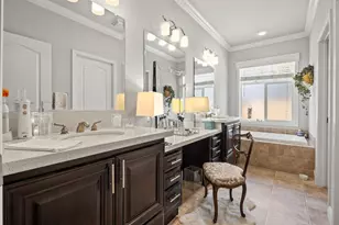 426 Chateau La Salle Dr 426, San Jose, CA 95111 - Photo 11
