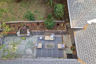 260 Grandview Dr, Woodside, CA 94062 - Photo 29