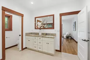 260 Grandview Dr, Woodside, CA 94062 - Photo 17