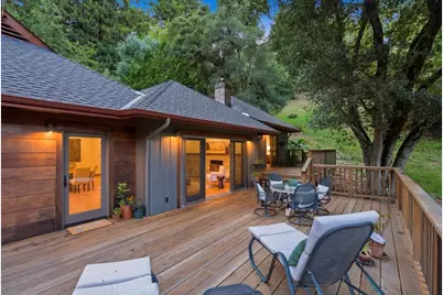 260 Grandview Dr, Woodside, CA 94062 - Photo 47