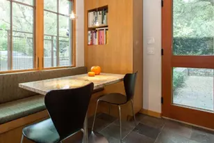 825 Woodland Ave, Menlo Park, CA 94025 - Photo 9