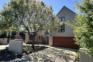 825 Woodland Ave, Menlo Park, CA 94025 - Photo 1