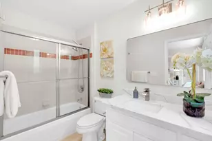 1617 Goldfinch Way, Sunnyvale, CA 94087 - Photo 23
