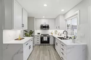 3794 Polton Pl Way, San Jose, CA 95121 - Photo 11
