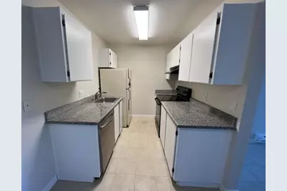 402 Boardwalk Ave 23, San Bruno, CA 94066 - Photo 1